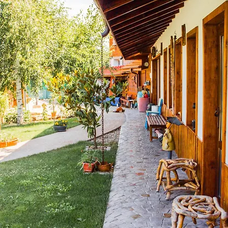 فيلة стальовата къща - Stalyovata House *