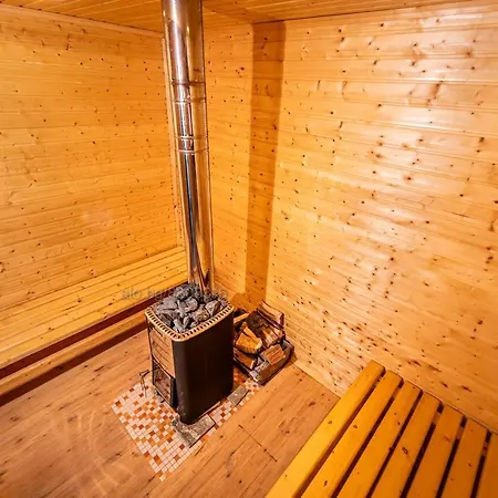 стальовата къща - Stalyovata House فيلة Prokhod