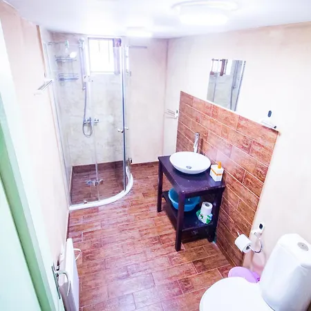 стальовата къща - Stalyovata House فيلة *