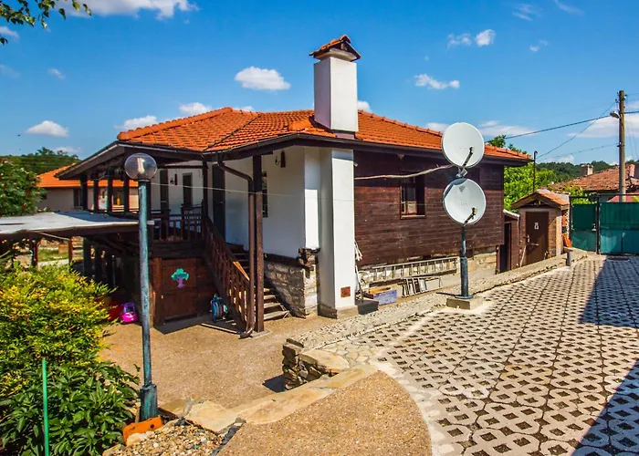 стальовата къща - Stalyovata House * Prokhod