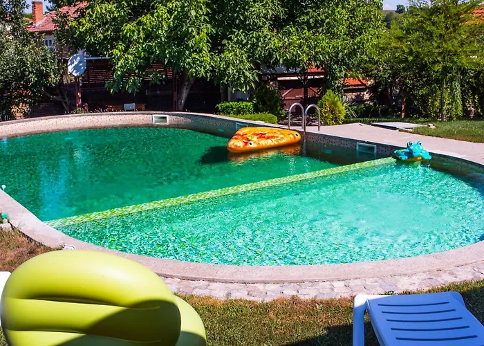 стальовата къща - Stalyovata House